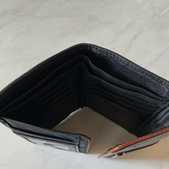 Vintage Fossil leather wallet - Picture 4 of 5